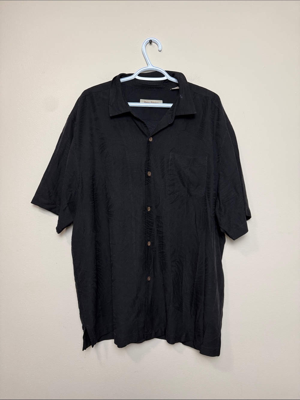 Tommy Bahama Black Short-Sleeve Casual Button-Down Shirt size XL